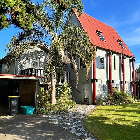 Cooks Beach Holiday Home 외부 사진